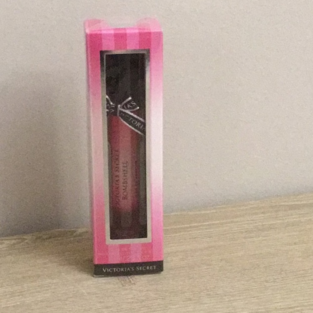 NEW VICTORIA SECRET BOMBSHELL ROLLERBOLL 7ML